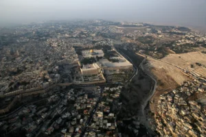 دائرة شؤون القدس: إجراءات الاحتلال بالمدينة تهدف إلى فرض إجراءات عنصرية جديدة